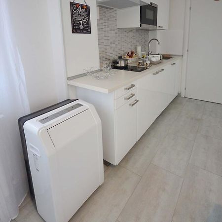 4-Tourist House Bologna-Studio - Self Check-In Bolonha Exterior foto